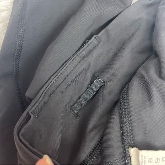 Lululemon Pace Rival Crop Full-On Luxtreme 22" Mid-Rise Leggings - Picture 7 of 12